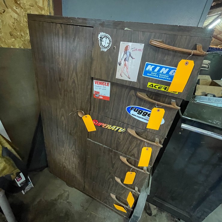 #9212 • Wooden Cabinet