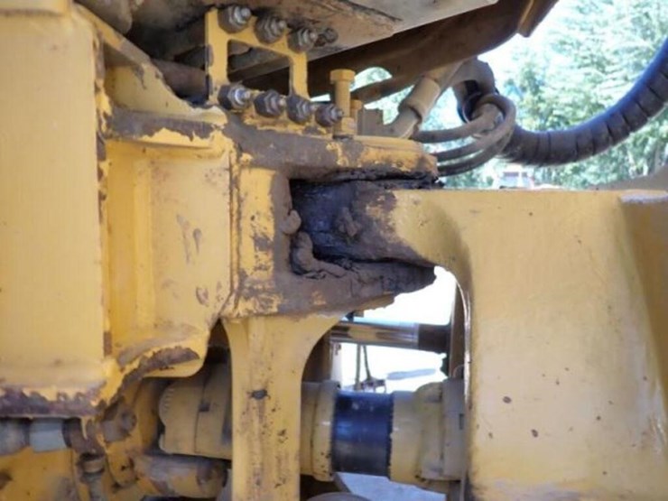 2007-caterpillar-730-image-35