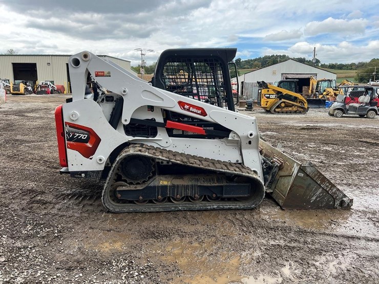 2023-bobcat-t770-image-8