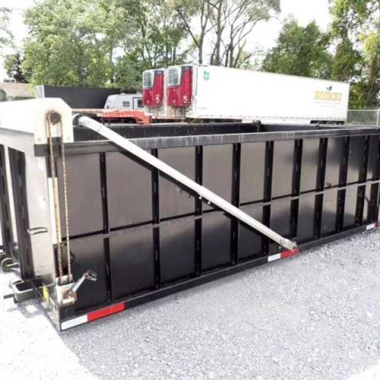 2023 FORD F650