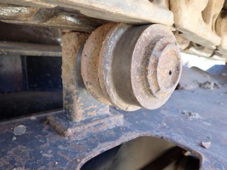 2014-deere-85g-image-41
