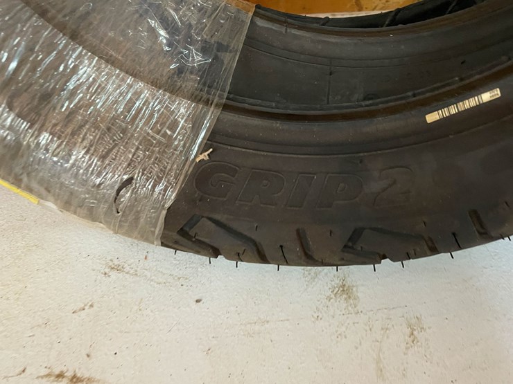 #9248-•-2-motorcycle-tires-image-6