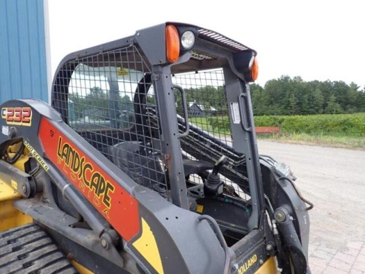 2015-new-holland-c232-image-19