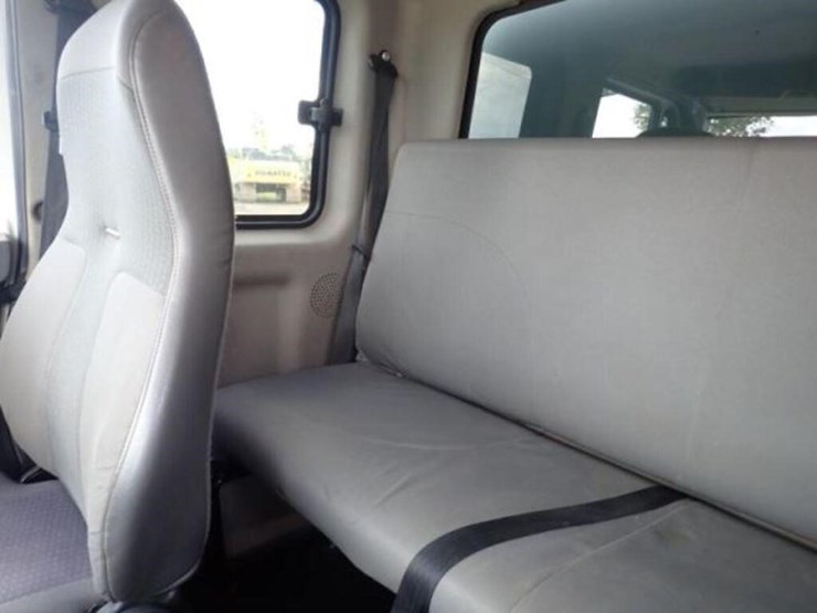 2009-international-durastar-4400-image-21
