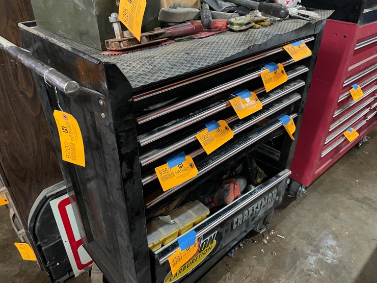 #9202-•-craftsman-(7)-drawer-toolbox-on-wheels-image-1