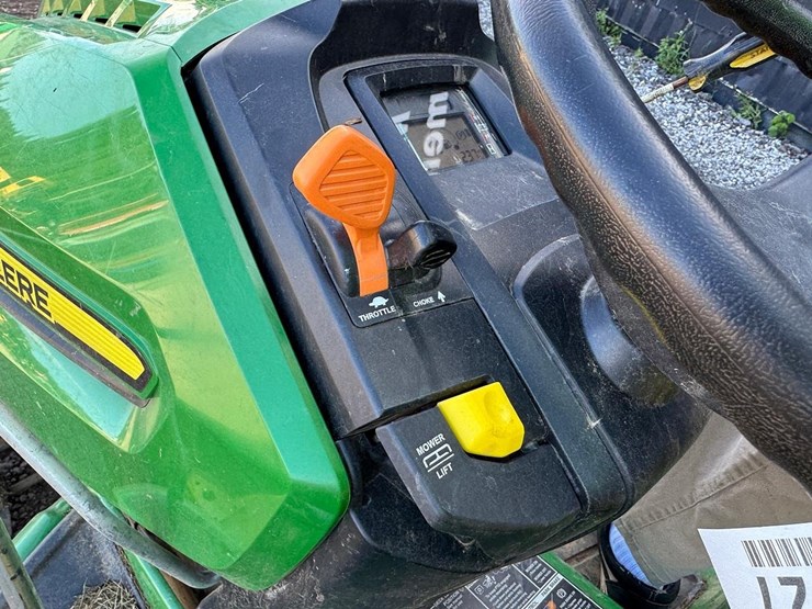 john-deere-x580-image-24