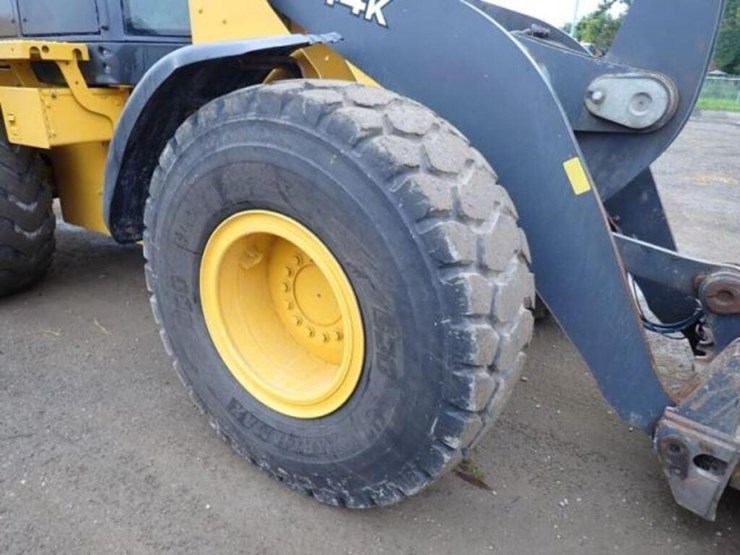 2014-deere-544k-image-53