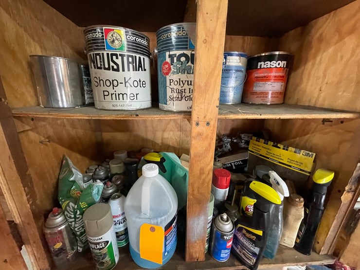 #9228-•-lot-of-liquids-image-11