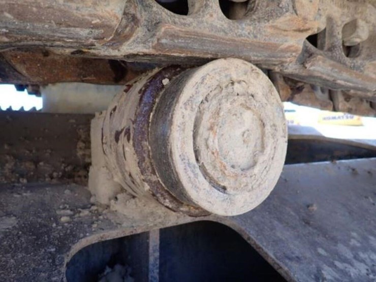 2014-deere-350g-lc-image-54