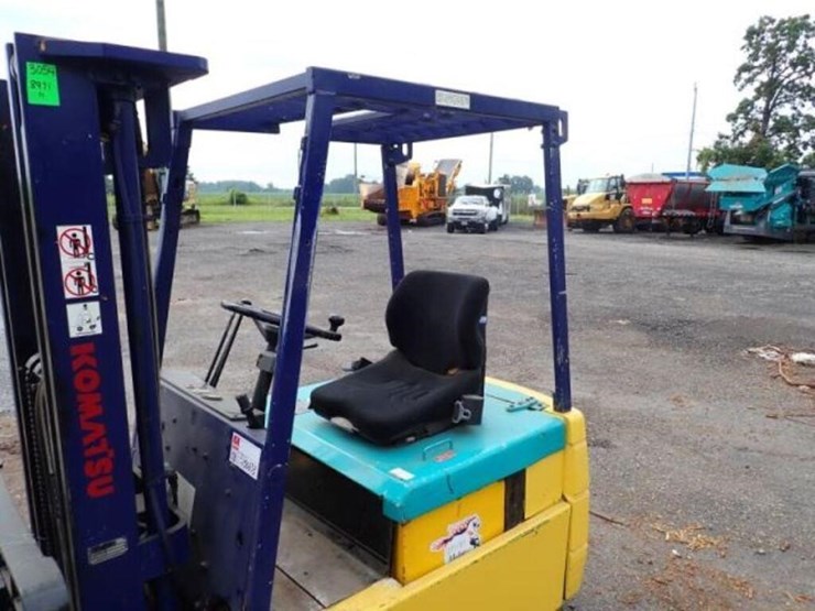 komatsu-fb15m-2-image-14