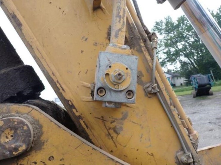 2017-caterpillar-315fl-image-30