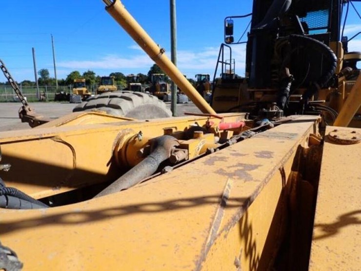 2011-deere-350d-ii-image-71