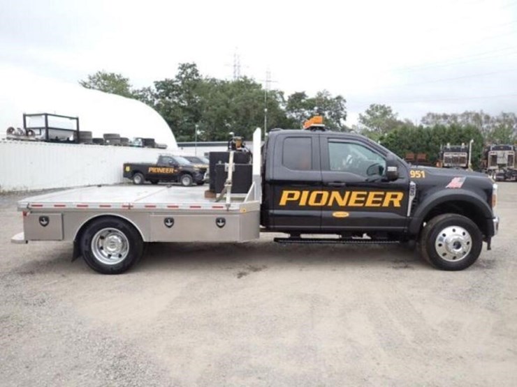 2026-ford-f450-image-5