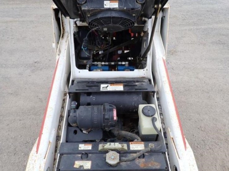 2014-bobcat-mt55-image-34