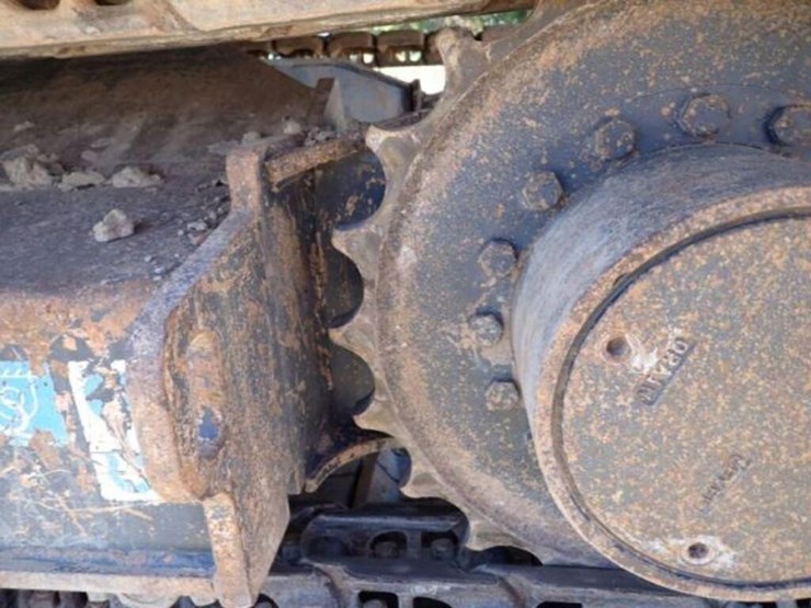 2014-deere-85g-image-43