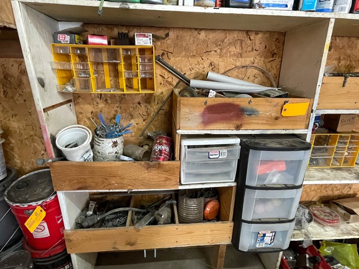 #9225-•-shelf-contents-of-left-side-image-1