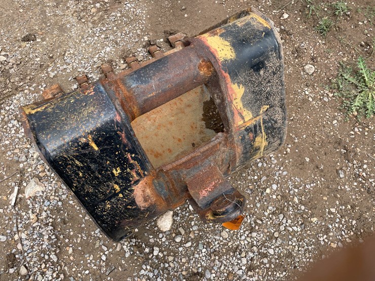 #9179-•-excavator-bucket-image-1