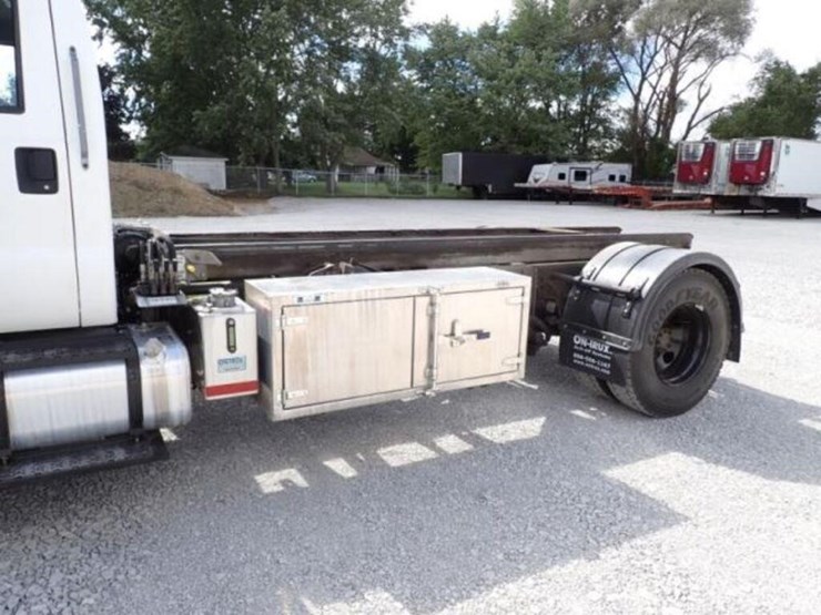 2023-ford-f650-image-41