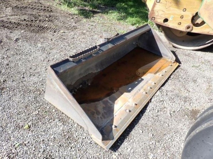 2019-caterpillar-259d-image-36
