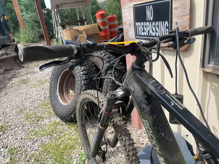 #9157-•-rocky-mountain-softail-e-bike-image-9