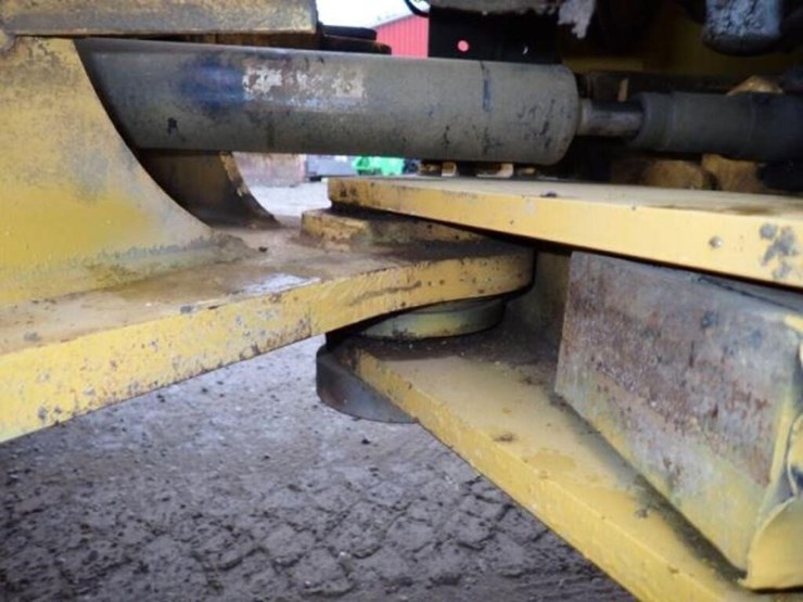 2014-deere-544k-image-39