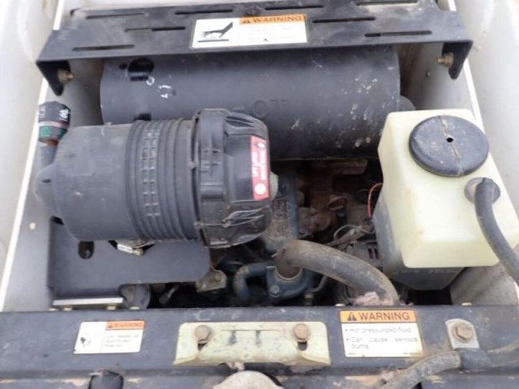 2014-bobcat-mt55-image-36