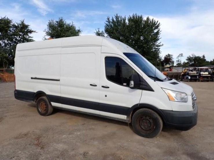 2016-ford-transit-image-3