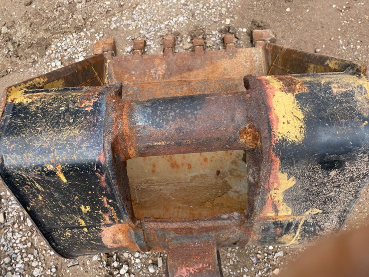 #9179-•-excavator-bucket-image-6