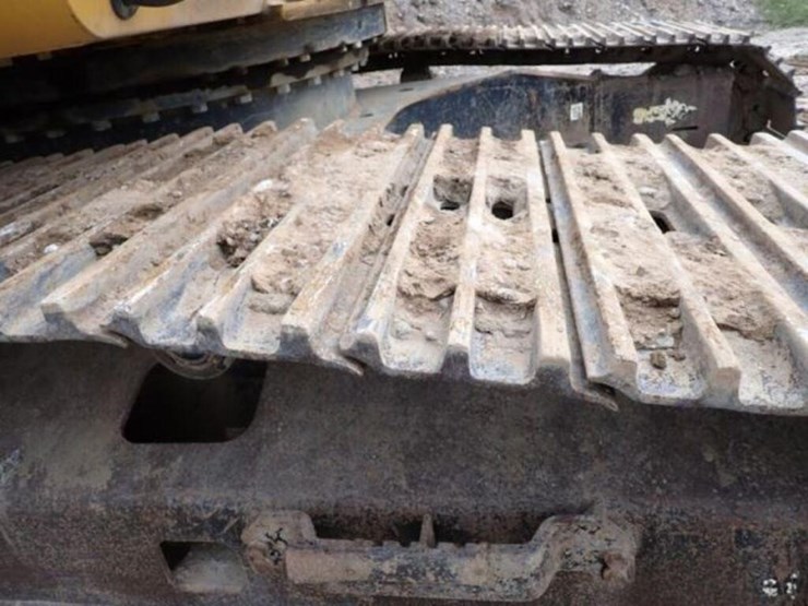 2012-deere-350g-lc-image-43