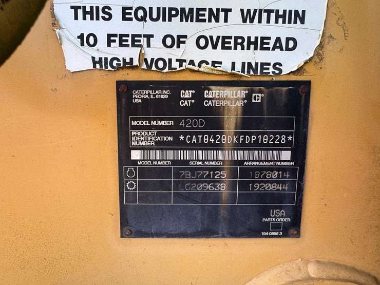 caterpillar-420d-image-33