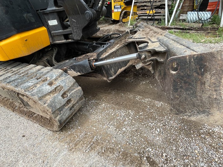 #9153-•-jcb-85-excavator-image-9
