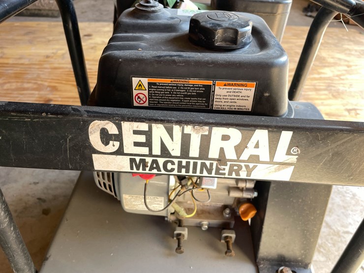 #9161-•-central-machinery-plate-compactor-image-3