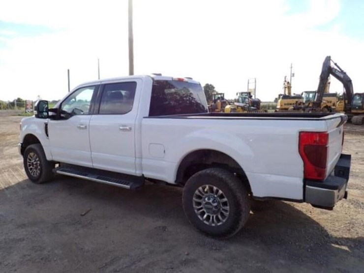 2020-ford-f250-xlt-image-7