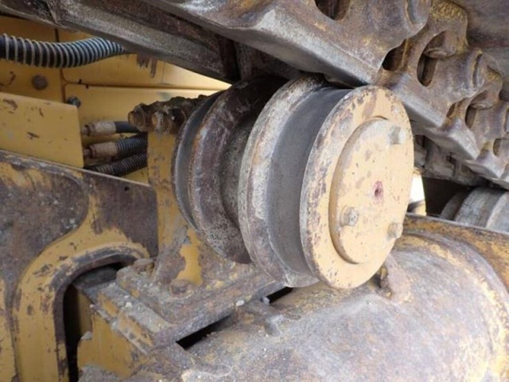 2013-caterpillar-d6n-xl-image-55