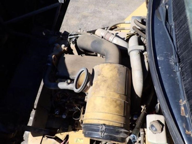 2007-caterpillar-730-image-25