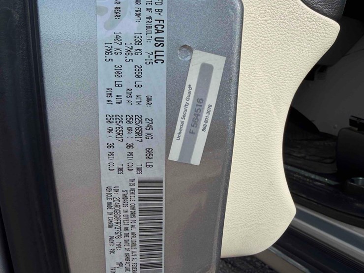 2015-dodge-grand-caravan-image-21