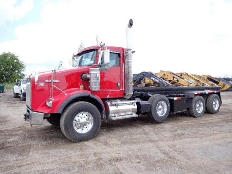 2012-kenworth-t800-image-1