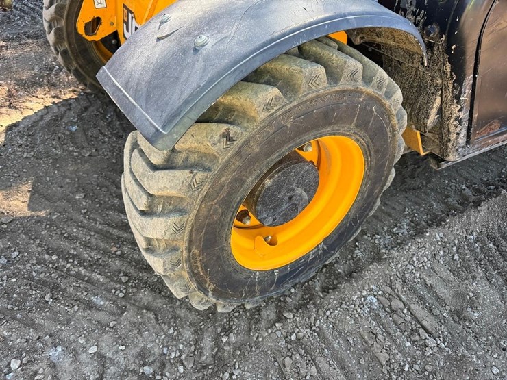 2018-jcb-505-20-image-13