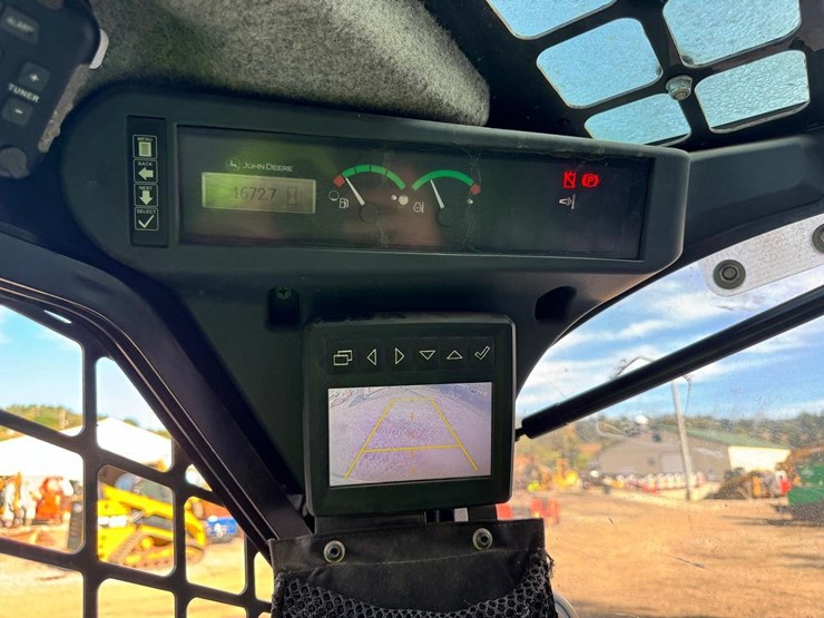 2019-deere-333g-image-25