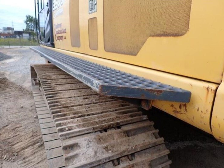 2012-deere-350g-lc-image-51