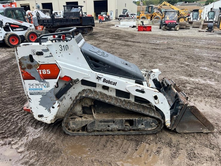 2016-bobcat-mt85-image-7