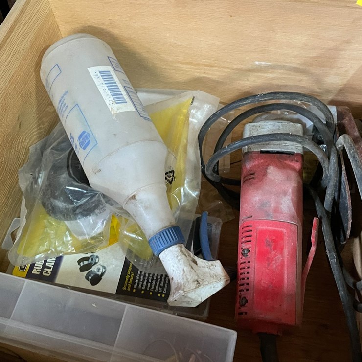 #9216 • Drawer of Contents