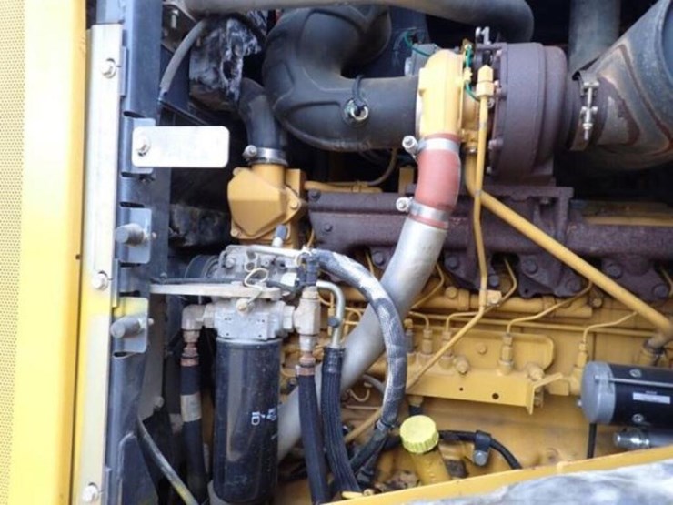 2014-deere-624k-image-61