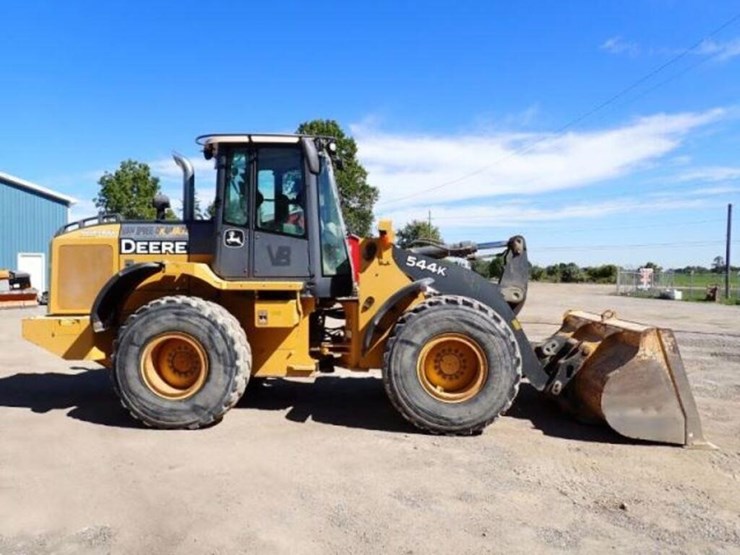 2015-deere-544k-image-4