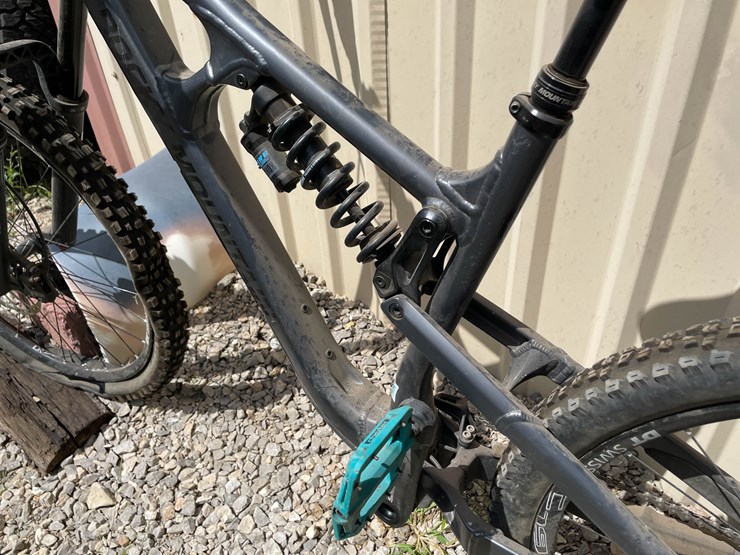 #9156-•-rocky-mountain-soft-tail-bike-image-10
