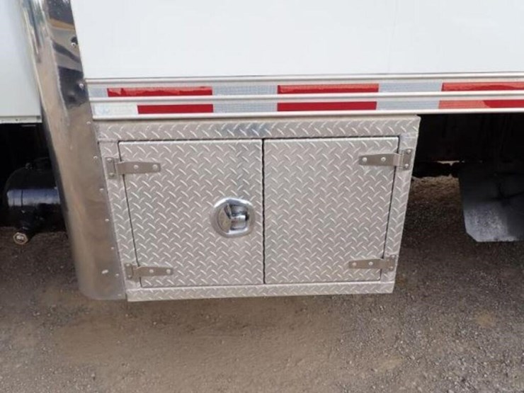 2009-international-durastar-4400-image-37