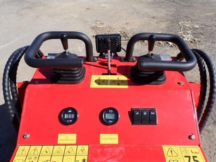 unused-2026-captok-skid-steer-loader-323tz260809-image-11