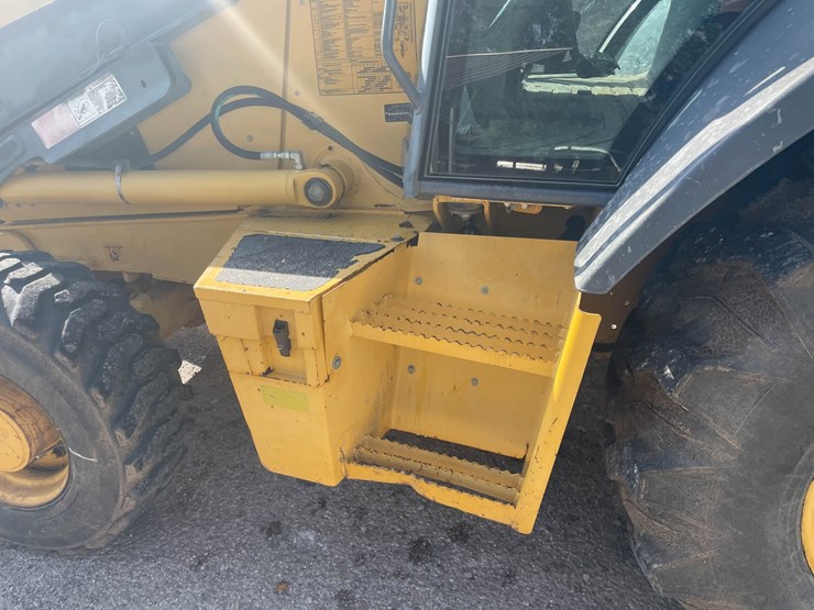 #9150-•-backhoe-loader-image-15