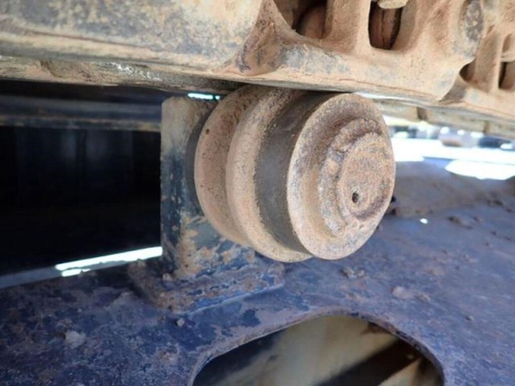 2014-deere-85g-image-52