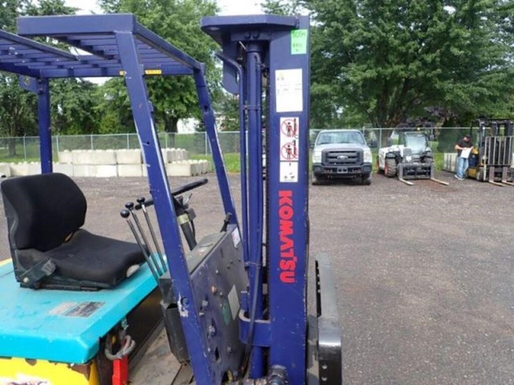 komatsu-fb15m-2-image-23